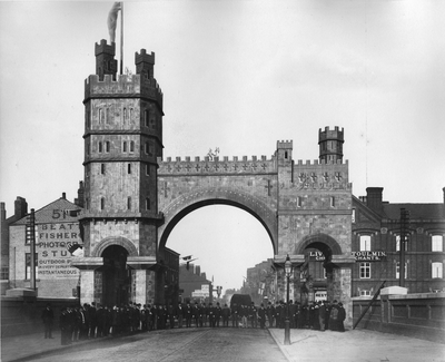Visit of the Prince of Wales: triumphal arch, Fishergate, Preston