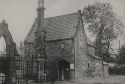 Preston Cemetery gate house, New Hall Lane, Preston
