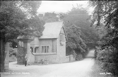 Longridge: Dutton Manor: The Lodge 