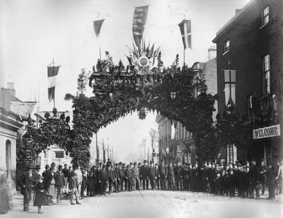 Visit of the Prince of Wales: floral arch, Lancaster Road, Preston