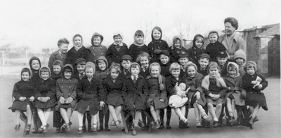 Mrs Houghton's Class 1963 Holy Trinity School