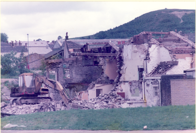 Demolition of Black Bull Hotel, Bull Bridge