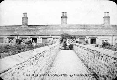 Old Almshouses, Waddington
