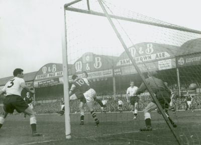 Burnley v Tottenham: F.A. Cup semi-final, 1961