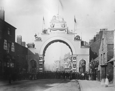 Visit of the Prince of Wales: trades arch, Church Street, Preston