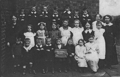 Ulnes Walton School. Lancashire. October 1914.