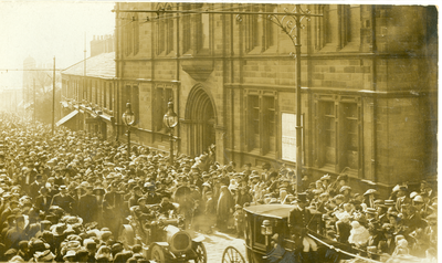 Funeral procession  of Wallace Hartley, Albert Road, Colne